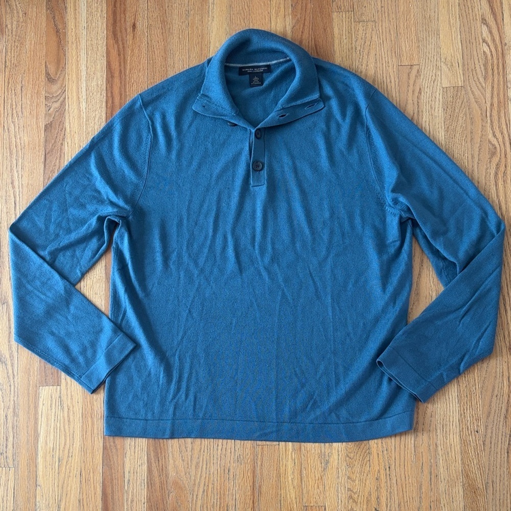 Banana Republic Men's Blue Cashmere Silk Sweater